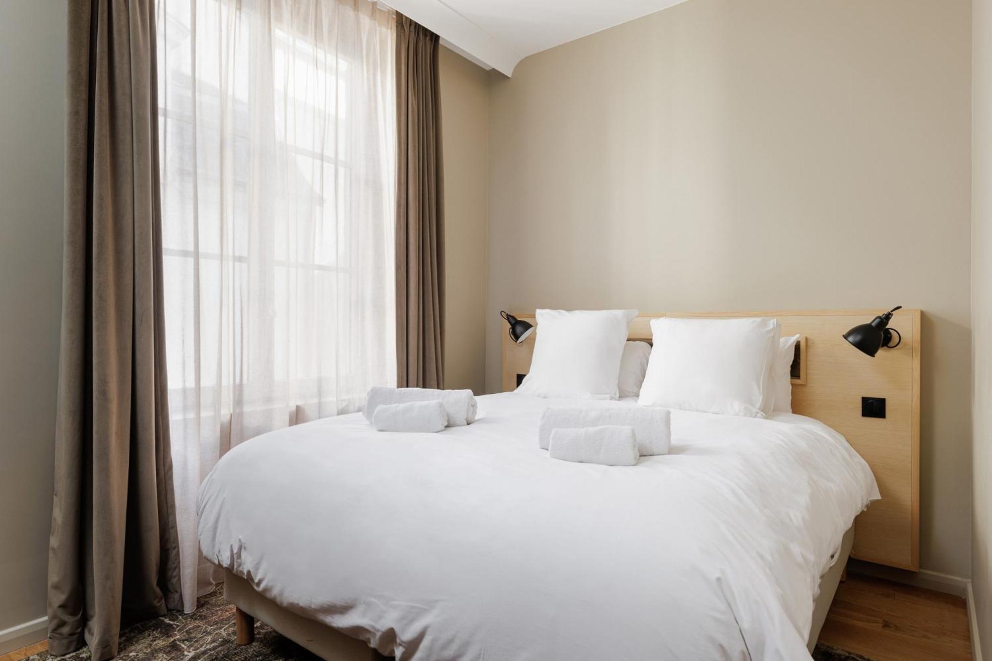 Hotel Des Sept - Entree Autonome, Reception En Ligne - Encore Mieux Orlean Zewnętrze zdjęcie